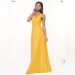 New with tags- beautiful yellow-gold formal dress